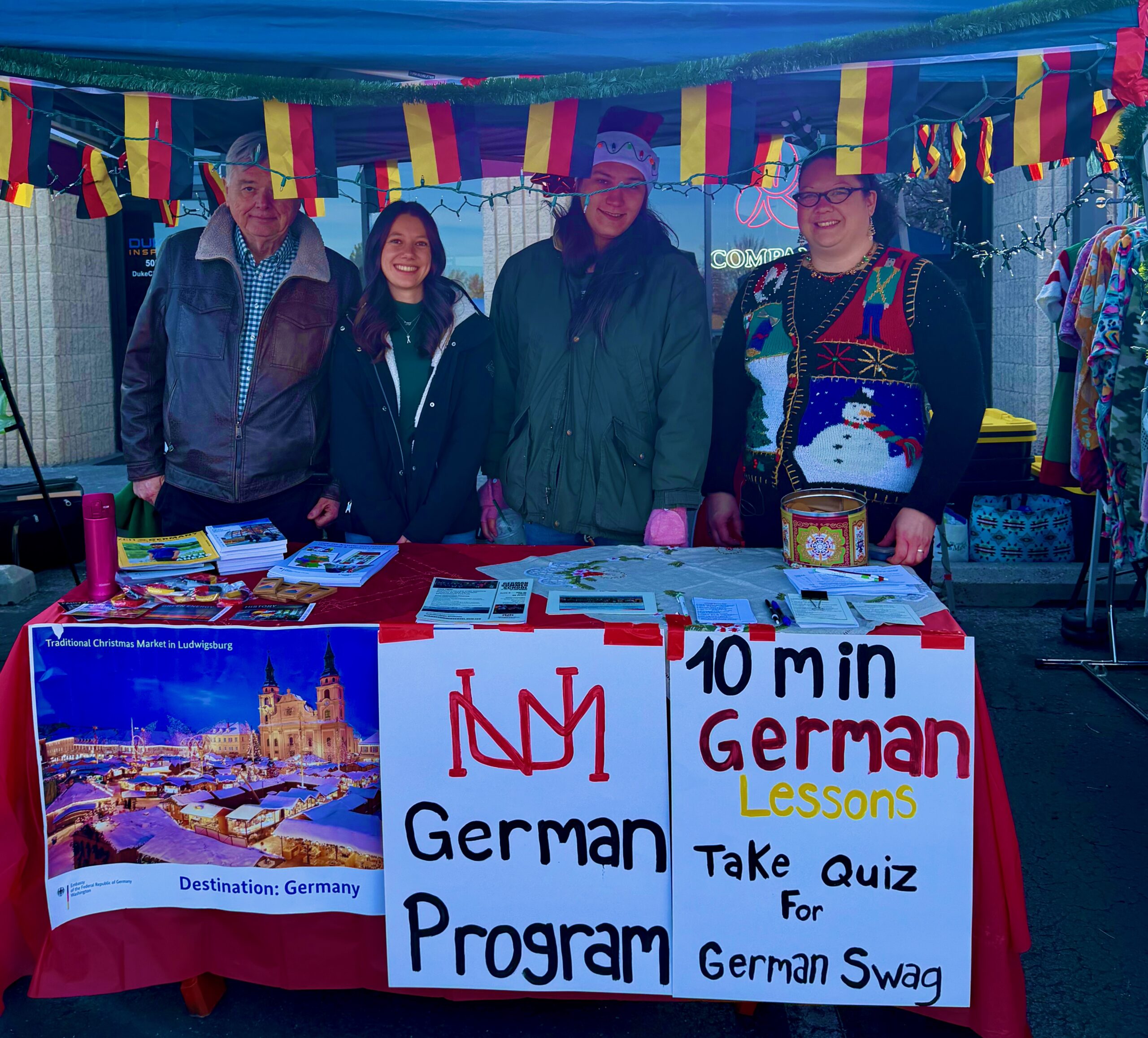 German UNM Weihnachtsmarkt 25