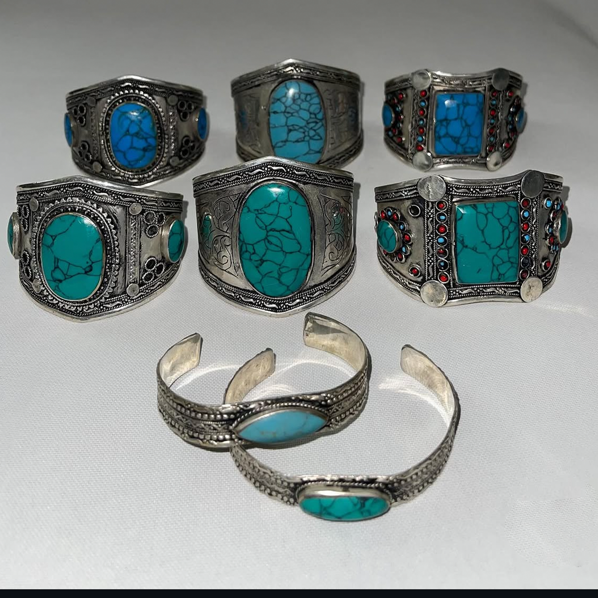 Turquoise and silver jewelry from Lapis Jewelry Handicraft